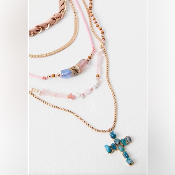 Free People Acadamia Pink and Gold Layered Necklace  NWT - Picture 3 of 8